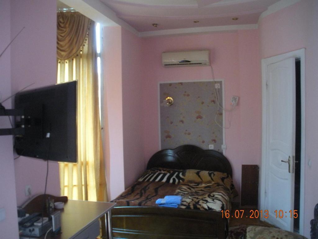 Edemi Otel Kutaisi Dış mekan fotoğraf