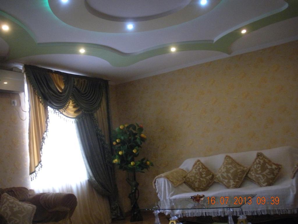 Edemi Otel Kutaisi Oda fotoğraf