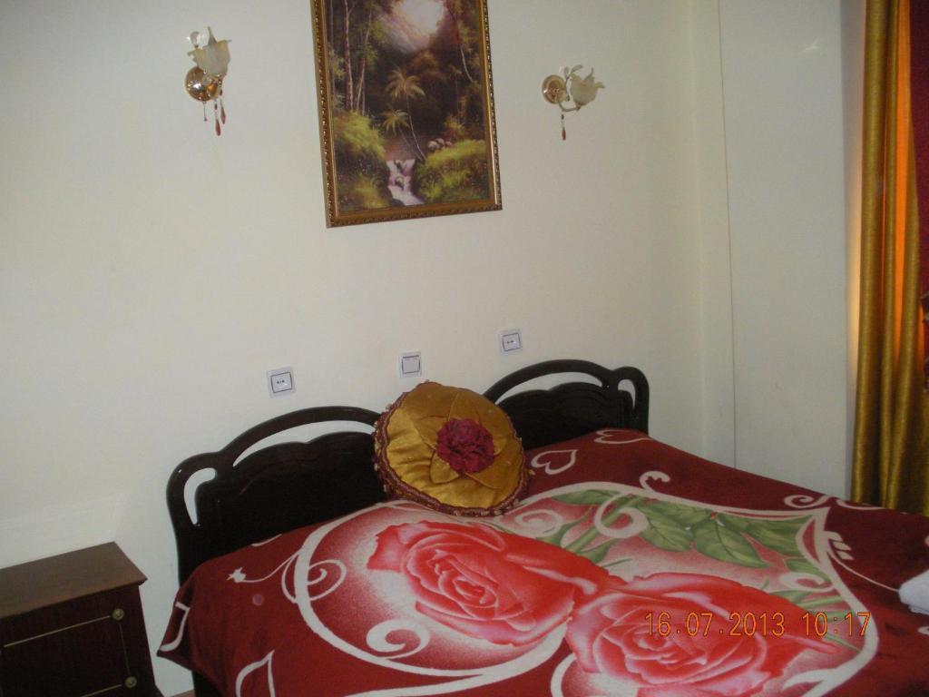 Edemi Otel Kutaisi Oda fotoğraf